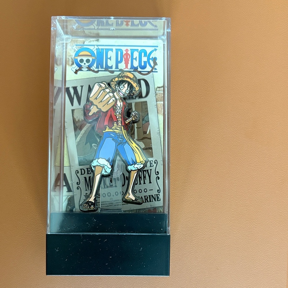 Onepiece collectible Luffy FigPin — Red Jacket, Blue Shorts, Yellow Sash